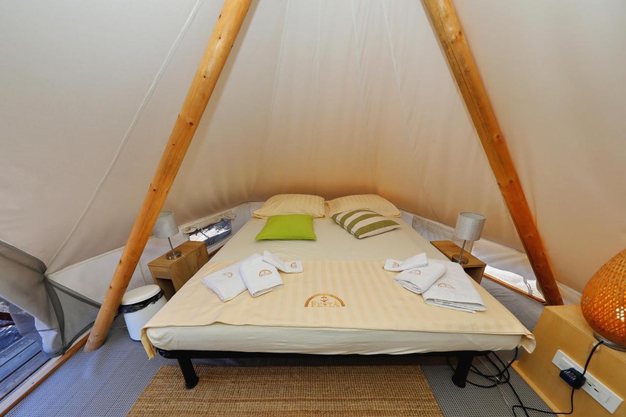 Glamping Resort Festa Kornati Pristanisce ภายนอก รูปภาพ