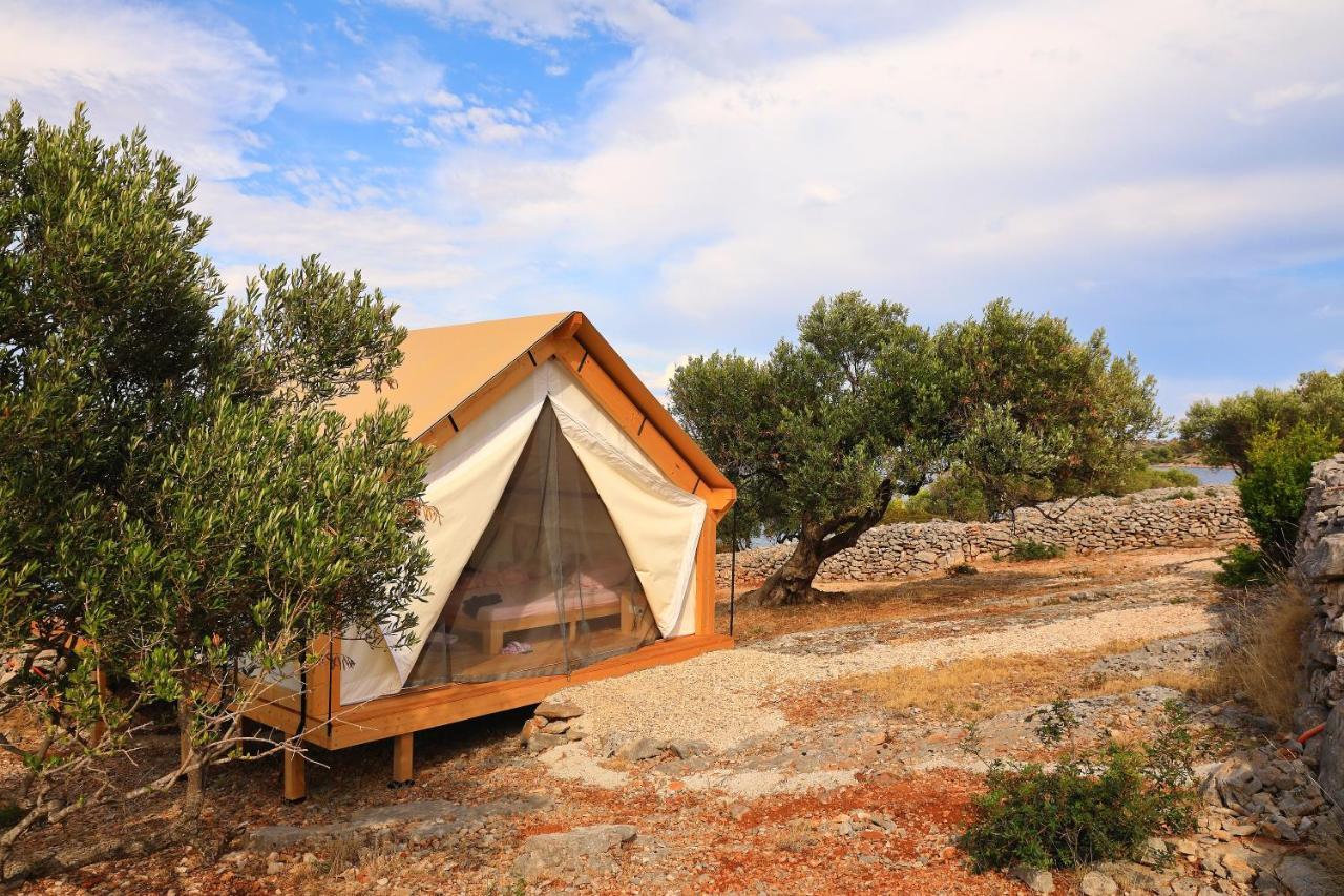 Glamping Resort Festa Kornati Pristanisce ภายนอก รูปภาพ