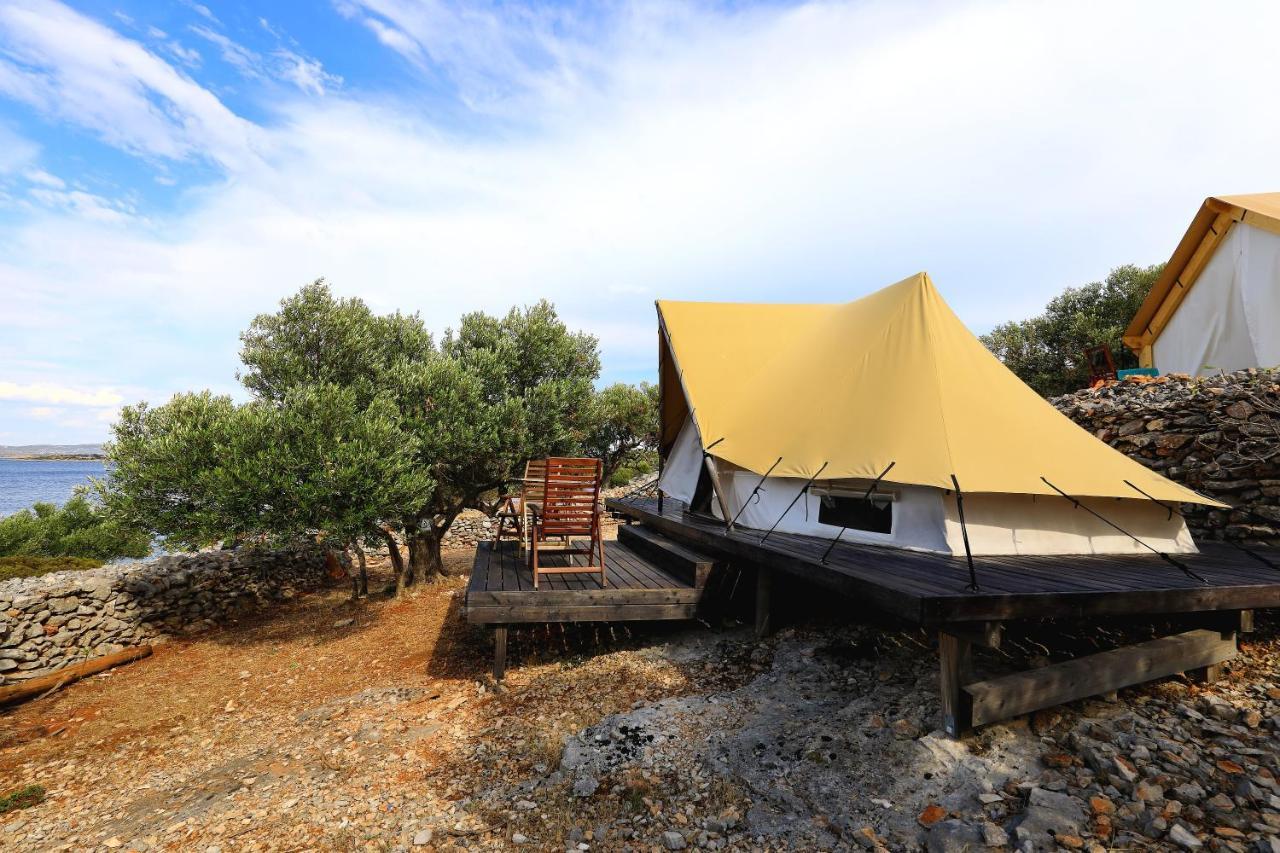 Glamping Resort Festa Kornati Pristanisce ภายนอก รูปภาพ